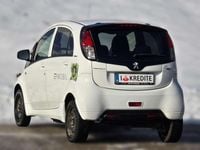 Gebraucht Peugeot iON Active 49 kW (67 PS) 2015 Weiß Kleinwagen
