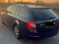 gebraucht Skoda Octavia Octavia Combi 1,6 Ambition TDI Green tec DSG Ambition