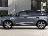 gebraucht Audi Q3 S line TFSI 265 quattro 2xS neuModell Tech+ LED