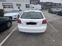Gebraucht Audi A3 Attraction 105 PS (77 kW) 2011 Weiß Kleinwagen
