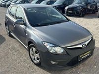 Gebraucht Hyundai i30 105 PS (77 kW) 2011 Grau Limousine