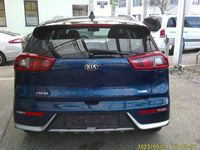 gebraucht Kia Niro 1,6 GDI Hybrid Silber DCT