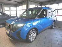 Gebraucht Ford Tourneo Titanium 125 PS (91 kW) 2025 Blau Kombi