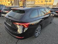 gebraucht Skoda Octavia Combi 2,0 TDI Style DSG