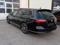 gebraucht VW Passat Variant Highline 2,0 TDI SCR DSG R-Line