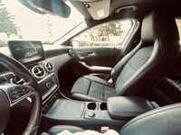 Gebraucht Mercedes A180 122 PS (89 kW) 2017 Limousine