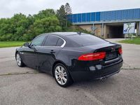 gebraucht Jaguar XE 20d Prestige Aut.