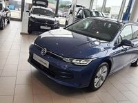 Gebraucht VW Golf VIII Life 115 PS (84 kW) 2024 Dunkelblau  metallic Kombi