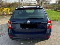 gebraucht Skoda Octavia Combi 2,0 TDI Ambition DSG