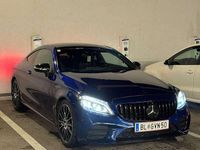 Gebraucht Mercedes C300 AMG line 258 PS (189 kW) 2019 Blau Coupé