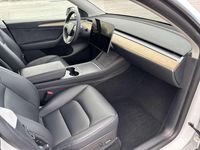 Gebraucht Tesla Model Y Long Range AWD 258 kW (351 PS) 2022 Weiß SUV