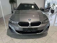 Gebraucht BMW 318 150 PS (110 kW) 2022 Grau Kombi