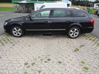 gebraucht Skoda Superb Combi Laurin&Klement 20 TDI DSG +Leder+Xenon