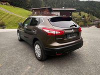 Gebraucht Nissan Qashqai 360º 131 PS (96 kW) 2015 Bronze SUV