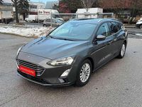 gebraucht Ford Focus Traveller 1,5 EcoBlue Titanium / 1BESITZ / ACC ...
