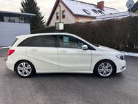 gebraucht Mercedes 220 B 4MATIC Shz Pano RKam Klima Navi