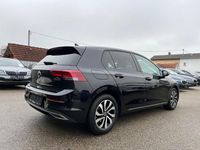 Gebraucht VW Golf Active 150 PS (110 kW) 2023 Schwarz Limousine