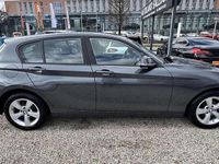 Gebraucht BMW 116 Sport Line 109 PS (80 kW) 2018 Grau Kleinwagen