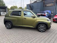 Neu Hyundai Inster 27 kW (38 PS) 2025 Amazonas green matte Kleinwagen