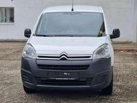 Gebraucht Citroën Berlingo Comfort 49 kW (67 PS) 2016 Weiß Van / Kleinbus