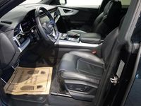 Gebraucht Audi Q8 462 PS (339 kW) 2023 Schwarz  metallicperleffektno SUV