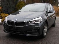 Gebraucht BMW 216 Sport Line 116 PS (85 kW) 2020 Grau Kombi