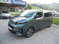 Gebraucht Peugeot Traveller Premium 179 PS (131 kW) 2025 Grün Van / Kleinbus