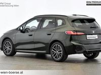 Gebraucht BMW 218 Active Tourer Efficient Dynamics 150 PS (110 kW) 2025 Grün Van / Kleinbus