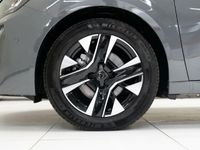 gebraucht Peugeot 208 aus Dornbirn - 101 PS und 1000 km