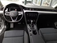 Gebraucht VW Passat GTE 156 PS (114 kW) 2022 Pyritsilbermet. Kombi