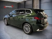 Gebraucht BMW 218 Luxury Line 150 PS (110 kW) 2024 Grünmetallic Kombi