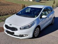 Gebraucht Kia Ceed Motion 90 PS (66 kW) 2014 Weiß Kleinwagen