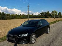 Gebraucht Audi A4 163 PS (119 kW) 2021 Schwarz Kombi