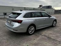 gebraucht Skoda Octavia Combi 20 TDI Style DSG