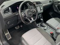 gebraucht VW Tiguan 20 TDI SCR 4Motion Highline DSG R-Line Voll