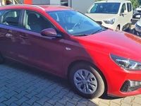 gebraucht Hyundai i30 Kombi Pure 120 Klima+Radio+Tempomat+Freisprech.