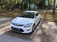 gebraucht Hyundai i30 1,4 CVVT ISG Europe blue drive