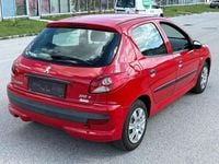 gebraucht Peugeot 206 206+ Junior 1,1 Junior