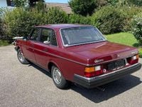 Gebraucht Volvo 244 97 PS (71 kW) 1982 Rot Limousine