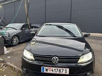 Gebraucht VW Jetta 105 PS (77 kW) 2011 Schwarz Limousine