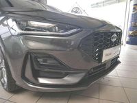 Gebraucht Ford Focus ST-Line 125 PS (91 kW) 2023 Grau Limousine