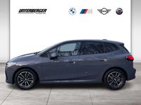 gebraucht BMW 220 Active Tourer i M Sportpaket-Adaptives M Fahrwerk-Panorama Glasdach-Comfort Aktivsitz-Harman Kardon HiFi- Live Cockpit-Driving Assistant Plus-Parking Assistant Plus