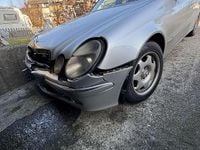 Gebraucht Mercedes E270 Elegance 177 PS (130 kW) 2003 Limousine