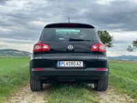 gebraucht VW Tiguan 2,0 TDI, R-Line, 8 Fach Bereift