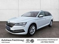 Gebraucht Skoda Superb Style 150 PS (110 kW) 2022 Weiß Kombi