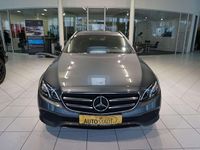 gebraucht Mercedes E220 d T-Modell Night MBUX PTS Shz LED Ambi