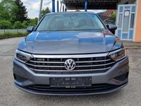 Gebraucht VW Jetta 150 PS (110 kW) 2019 Grau Limousine