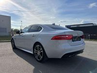 gebraucht Jaguar XE 20d AWD Aut. R-Sport
