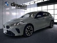 Gebraucht BMW 118 M Sport 150 PS (110 kW) 2025 M brooklyn grau metallic Kleinwagen