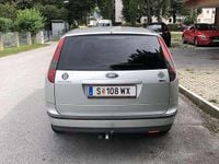 Gebraucht Ford Focus Trend+ 90 PS (66 kW) 2007 Silber Kombi